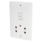 Hager WMSO100 1-Gang Dual Voltage Shaver Socket 115/230V ACV White with White Inserts