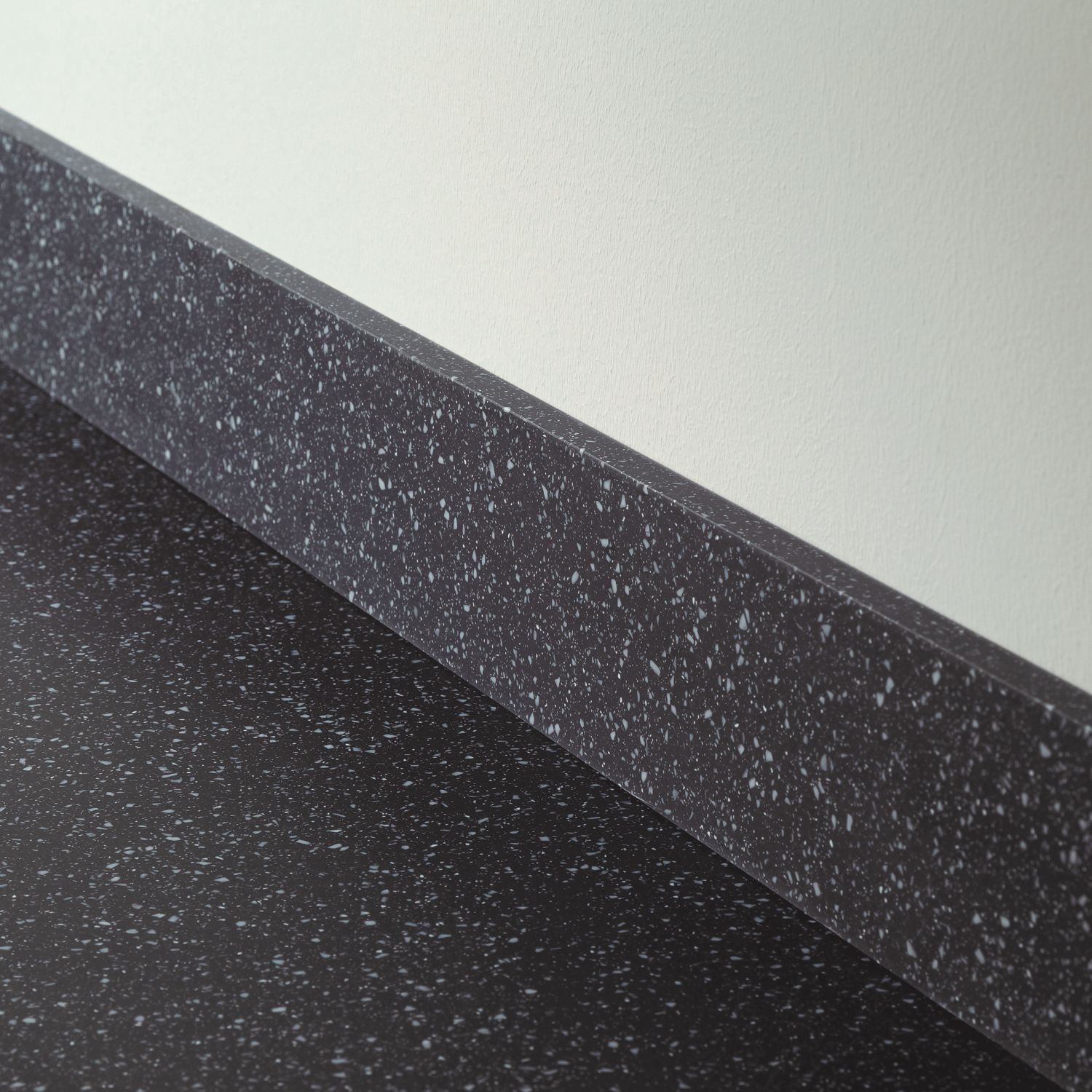 Metis Black Upstand 3050mm x 100mm x 15mm (495PH)