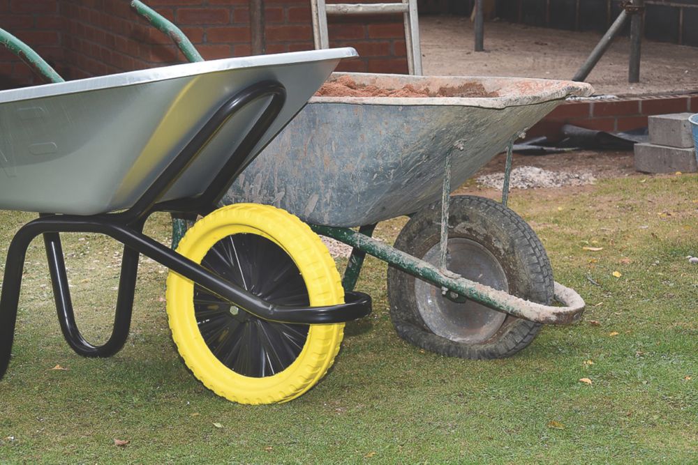 Garden wheelbarrow deals screwfix