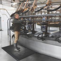 COBA Deckplate ReGen Anti-Fatigue Floor Mat Black 900mm x 600mm x 15mm