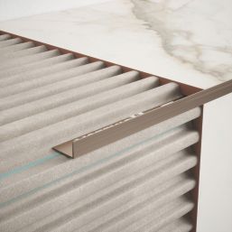 Homelux 9mm Straight Aluminium Tile Trim Champagne 2.5m