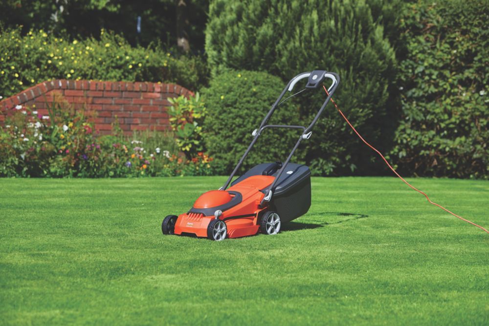 Screwfix flymo online lawnmowers