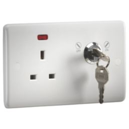 Knightsbridge Curved Edge 13A Key Switch 1-Gang DP Switched Socket White