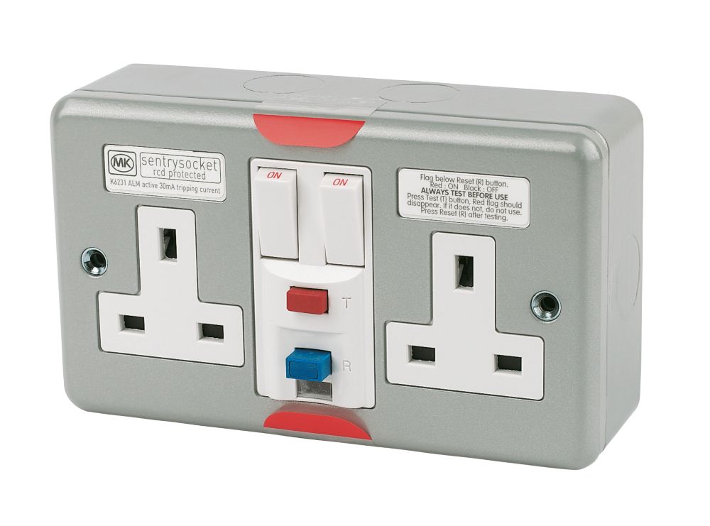 MK  13A 2-Gang DP Switched Metal Clad Active Plug Socket with White Inserts