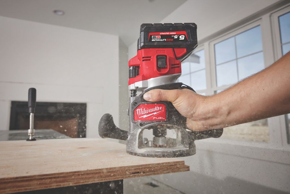 Milwaukee M18FR12 0X FUEL 18V Li Ion RedLithium 8mm 12mm 1 4 1 2 Brushless Cordless Router Bare Screwfix