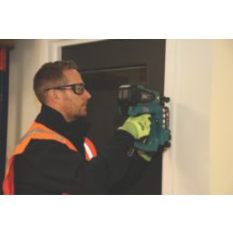 63mm 7.4V 1 x 2.1Ah Li-Ion   Second Fix Cordless Nail Gun 2 Week Hire