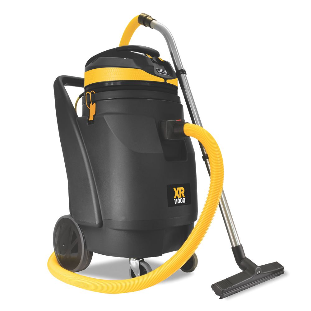 Screwfix hoovers deals