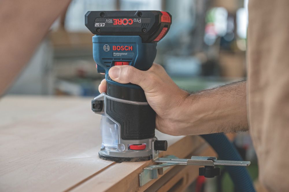 Bosch Professional affleureuse GLF 55-6 (moteur de 550 W, 33 000 tr/min, avec 2 clés, 1 sac de