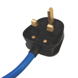 Defender 13-16A 2P+E Fly Lead Converter 230V