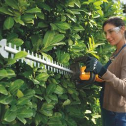 Stiga HT 500e  58cm 48V 1 x 2.0Ah Li-Ion E-Power  Cordless Hedge Trimmer