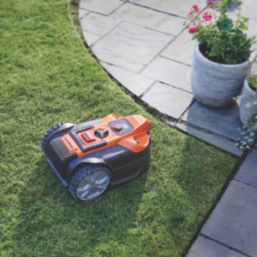 LawnMaster 24V 4.0Ah Lithium MX Brushless Cordless 18cm VBRM18AMDR Vision Robotic Mower with Docking Station