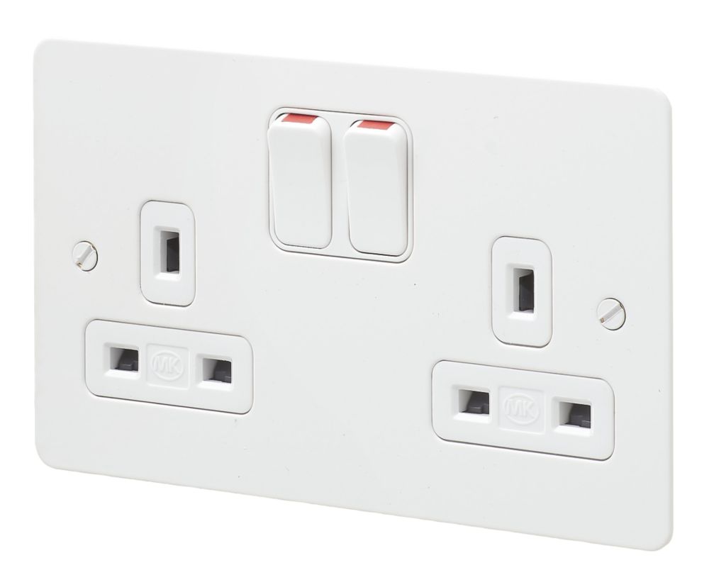 MK Edge 13A 2-Gang DP Switched Plug Socket White with Colour-Matched ...