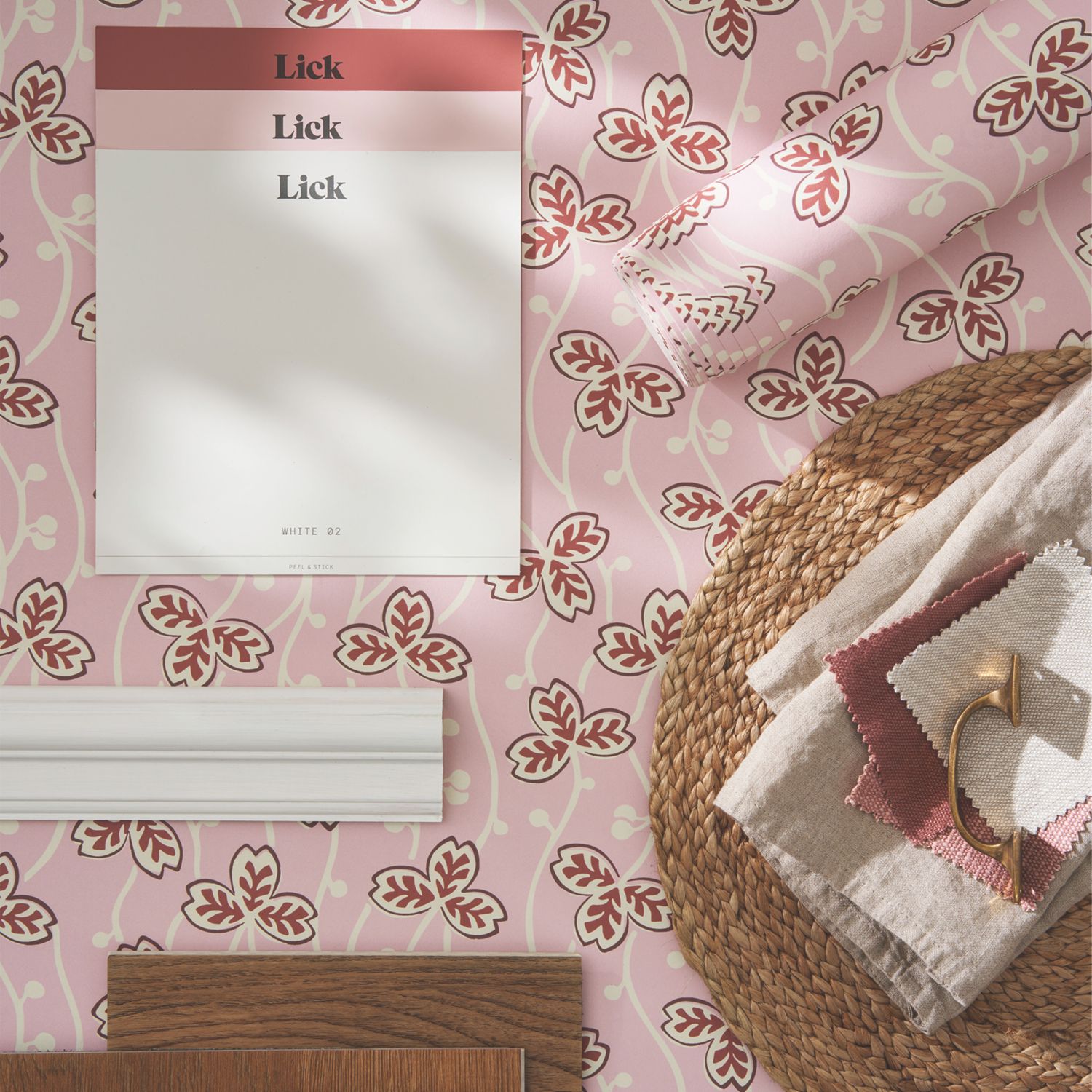 LickPro Pink Clover 02 Wallpaper Roll 70cm x 10m (534KV)