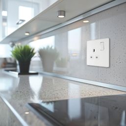 British General Evolve 13A 1-Gang SP Switched Socket Pearlescent White  with White Inserts