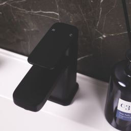 ETAL Lanza Matt Black 155mm Standard Lever Mono Basin Mixer Tap