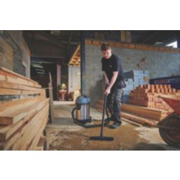 Karcher Pro NT30/1 1500W 30Ltr  Wet & Dry Vacuum Cleaner 240V