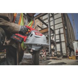 Screwfix milwaukee circular saw hot sale