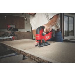 Milwaukee M18 FJS-0X Set - Scie sauteuse sans fil Li-Ion 18V (machine  seule) dans HD-Box - moteur brushless + 5Ah batterie