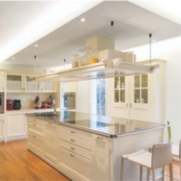 Luceco FType Mk 2 Regressed Fixed  Fire Rated LED Downlight Dim to Warm & CCT White 4-6W 675/690lm