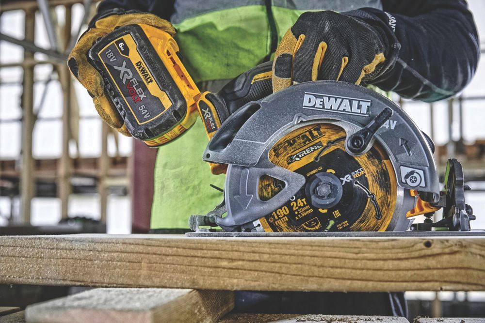 Dewalt skill saw online flexvolt