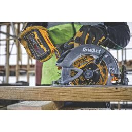 DeWalt DCS578T2-GB 190mm 54V 2 x 6.0Ah Li-Ion XR FlexVolt Brushless Cordless Circular Saw