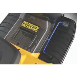 Stiga Estate 384e 84cm 48V 1 x 30Ah Li-Ion E-Power Brushless Battery-Powered Ride On Mower