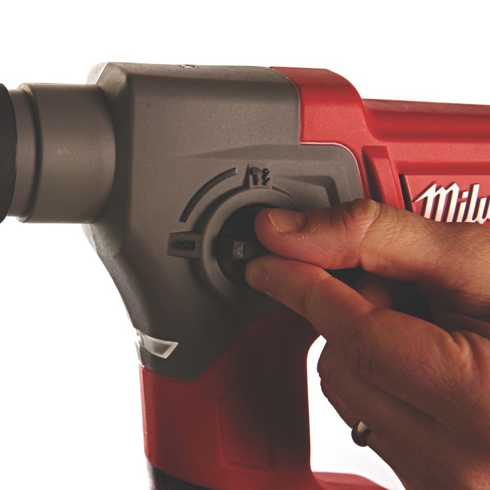 Milwaukee M12 CH 0 FUEL 1.7kg 12V Li Ion RedLithium Brushless