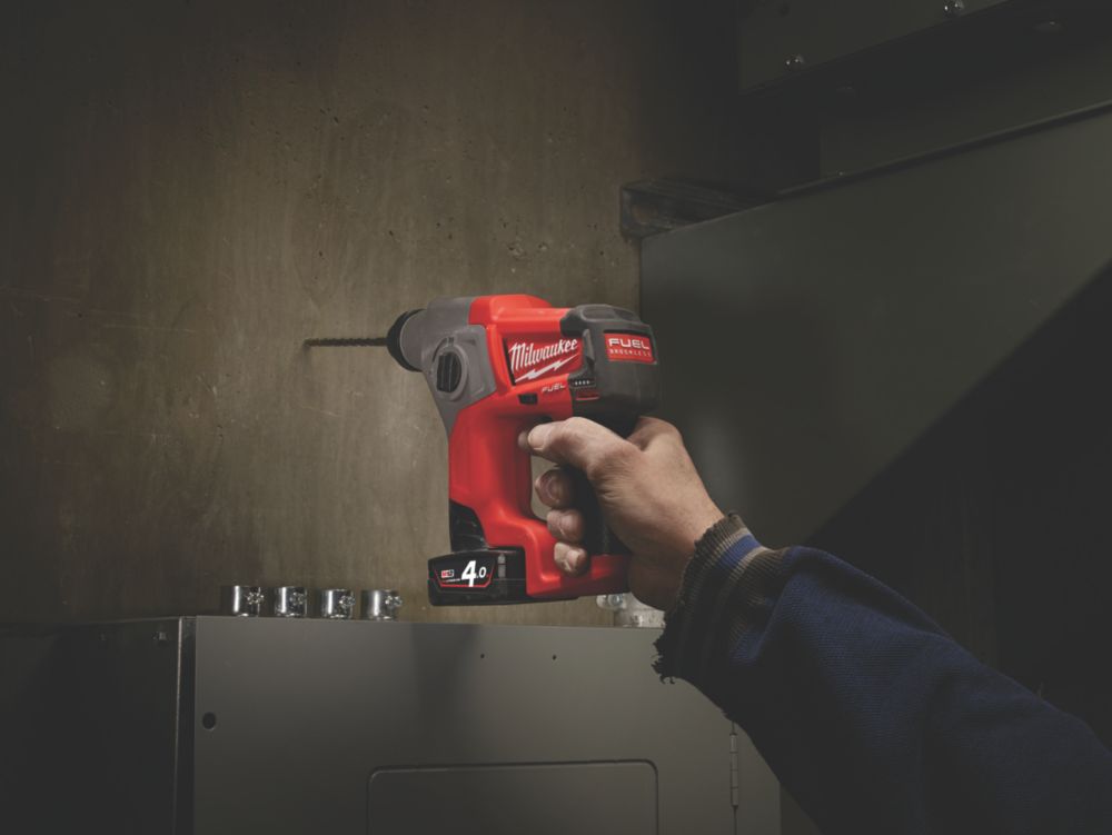 Milwaukee M12 CH 0 FUEL 1.7kg 12V Li Ion RedLithium Brushless