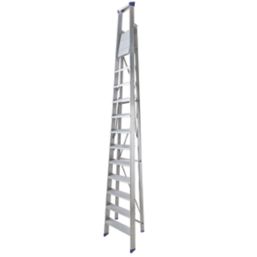 Werner 12 store tread step ladder