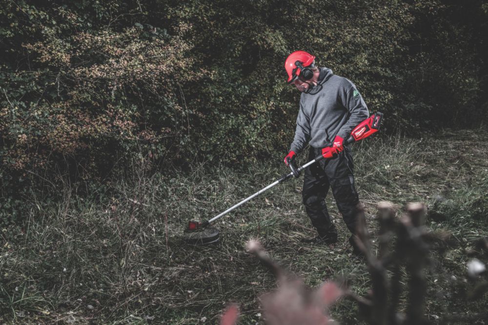 Milwaukee strimmer 18v discount