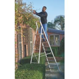 Werner Aluminium 2.74m 10 Step Platform Step Ladder