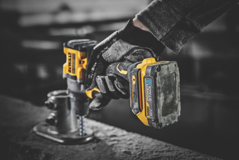 Screwfix deals brushless drill