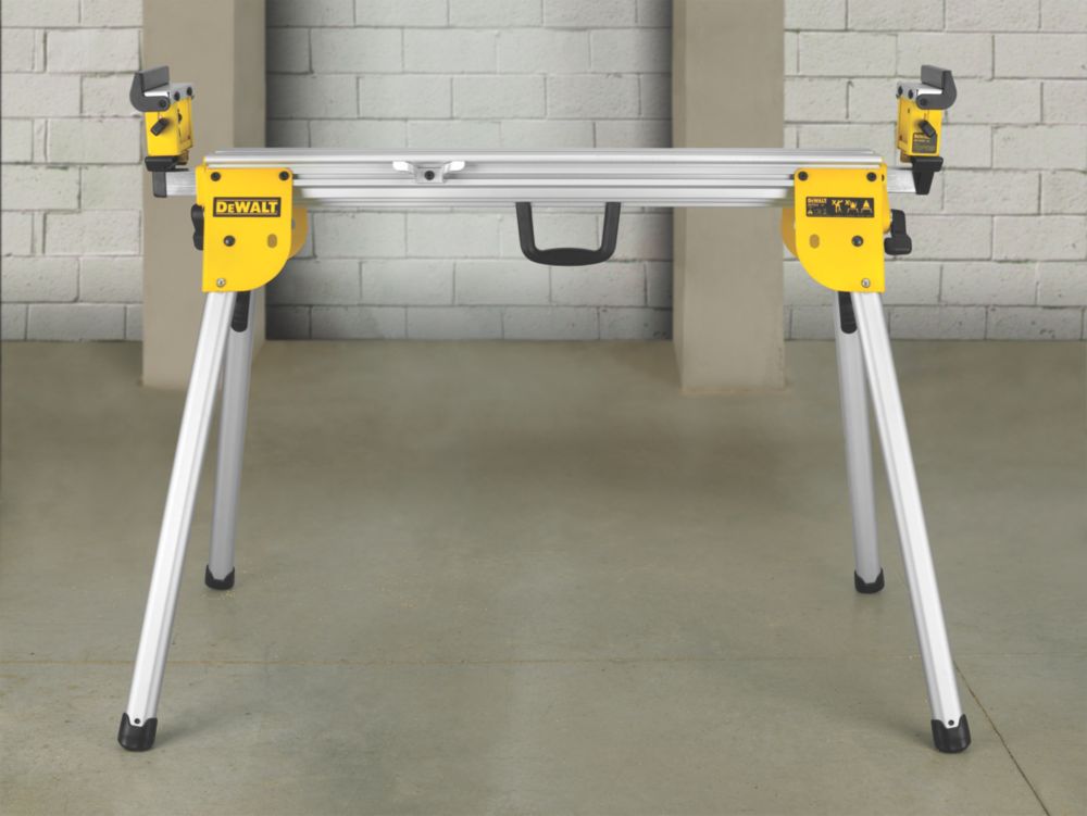 DeWalt DE7033-XJ Saw Workstation - Screwfix