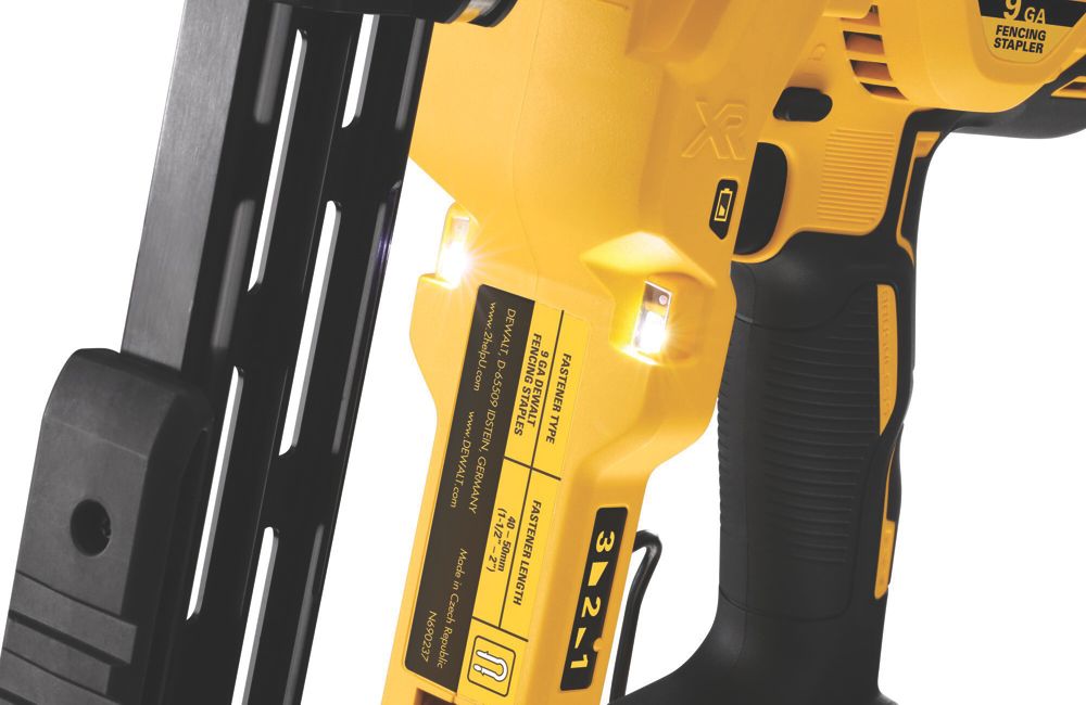 Dewalt fence staple gun hot sale