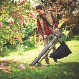 Ozito deals garden vacuum