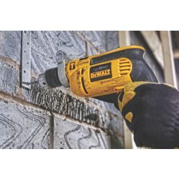 Taladro Percutor DeWALT DWD024KS-QS (701 W)