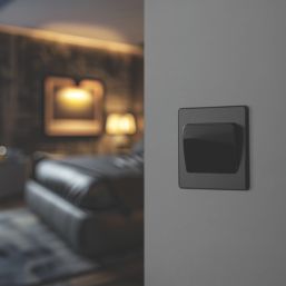 British General Evolve 20A 16AX 1-Gang 2-Way Wide Rocker Light Switch  Matt Black with Black Inserts