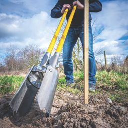 Shovel post outlet hole digger