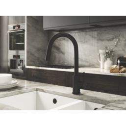 ETAL Velia  Concealed Pull-Out Kitchen Mixer Tap Matt Black