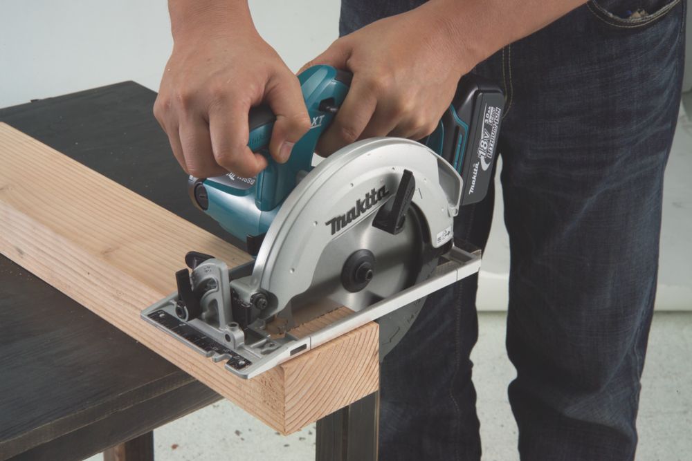 Makita DSS611Z 165mm 18V Li Ion LXT Cordless Circular Saw Bare