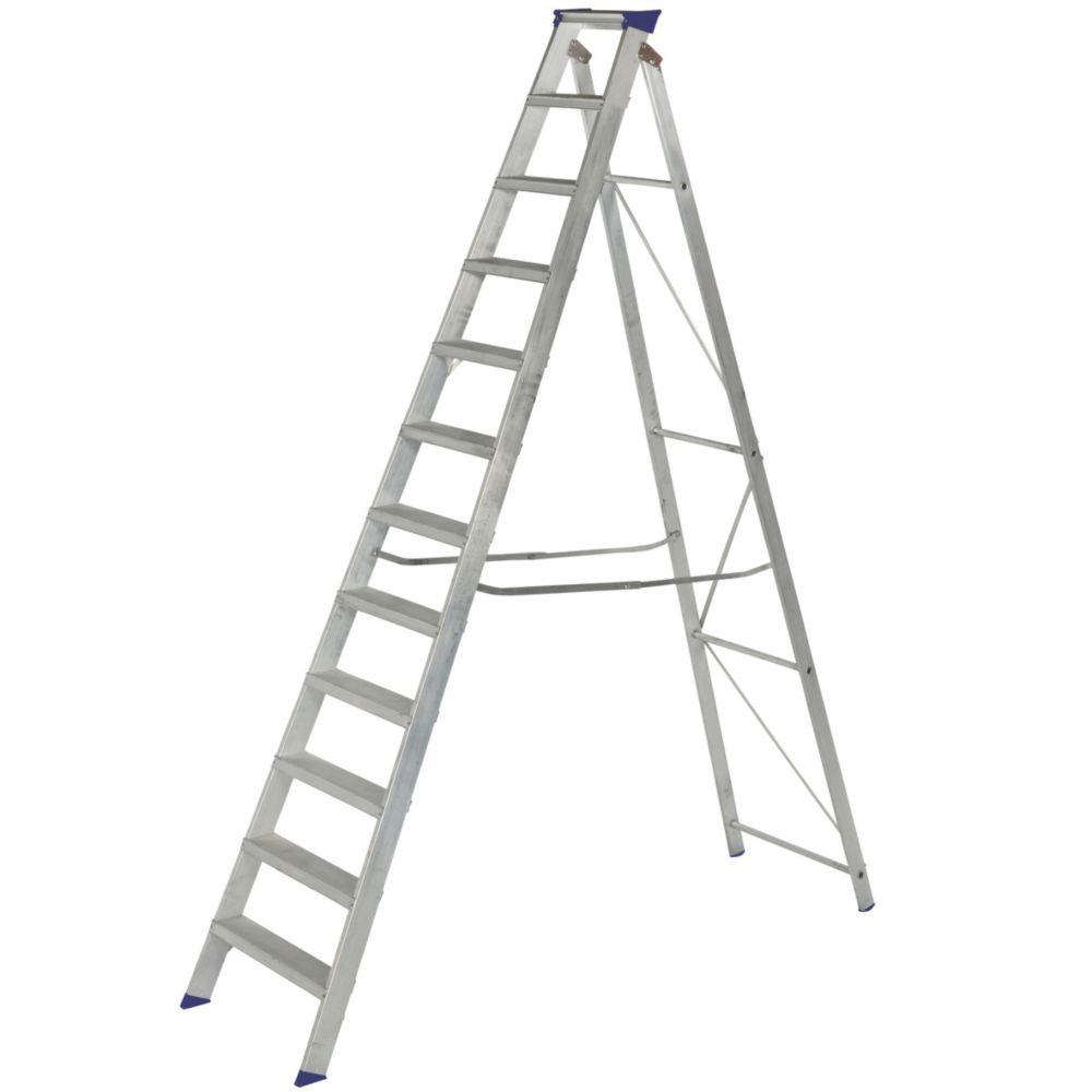 Werner MasterTrade Aluminium 12-Tread Swingback Stepladder  2.53m