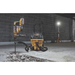 DEWALT DWV905M-GB 75Ltr/sec  Electric M Class Dust Extractor 230V