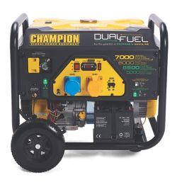 Champion  7000W Generator 120 / 240V