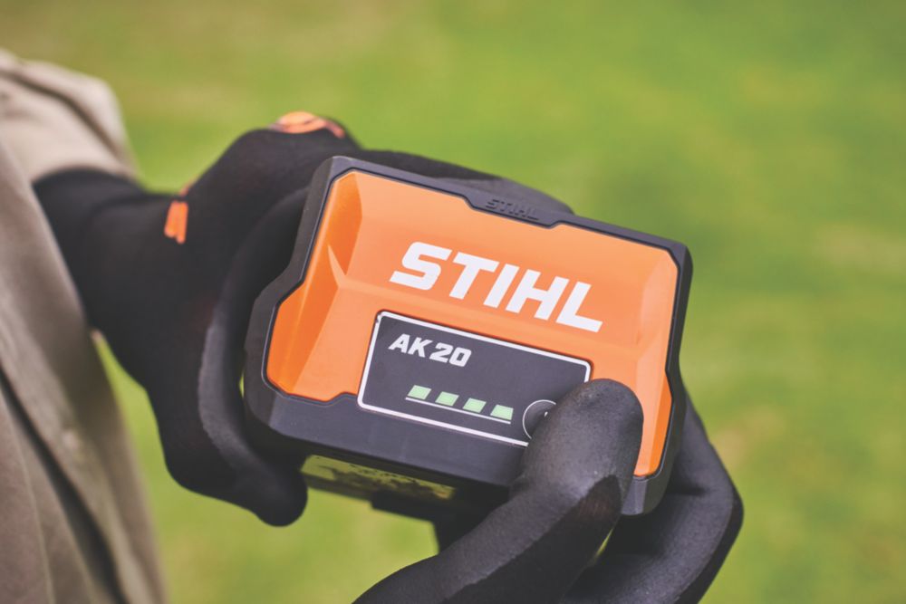 STIHL AK 20 36V 144Wh Li-Ion AK System Garden Tool Battery - Screwfix