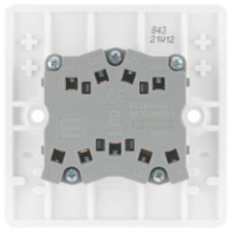 British General 800 Series 10AX 3-Gang 2-Way Light Switch  White