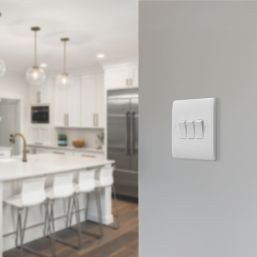 British General 800 Series 10AX 3-Gang 2-Way Light Switch  White