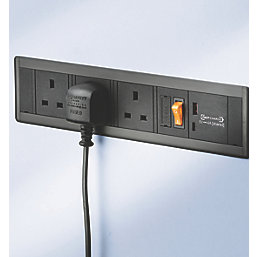 Knightsbridge  13A 3-Gang SP Switched Power Station + 4.0A 2-Outlet Type A & C USB Charger Black