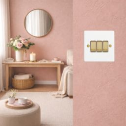 Varilight  10A 3-Gang 2-Way Light Switch  Chalk White