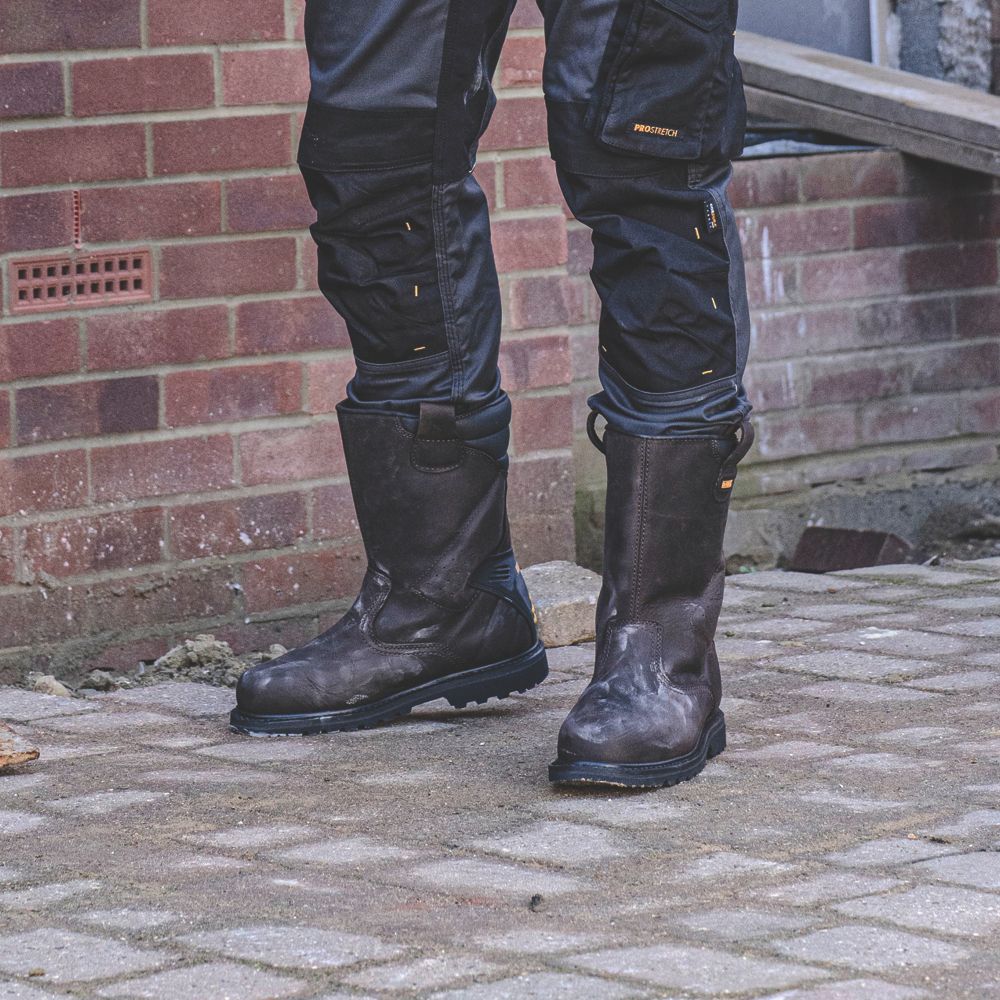 Rigger boots at screwfix online