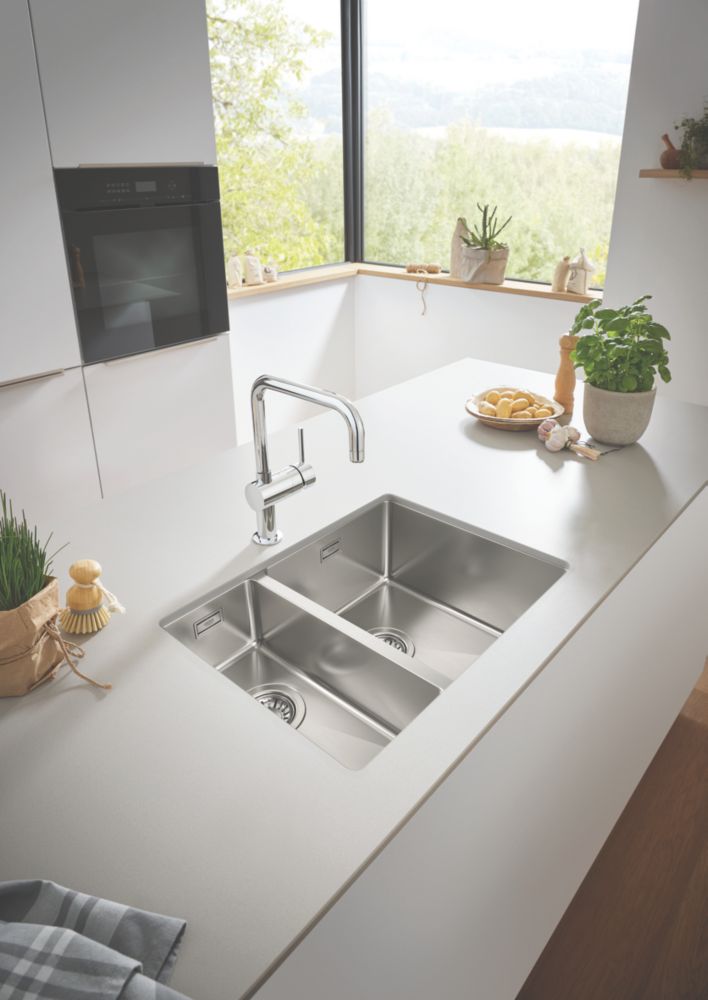 Grohe K700U Right Handed 1.5 Bowl Stainless Steel Undermount Sink  595mm x 450mm